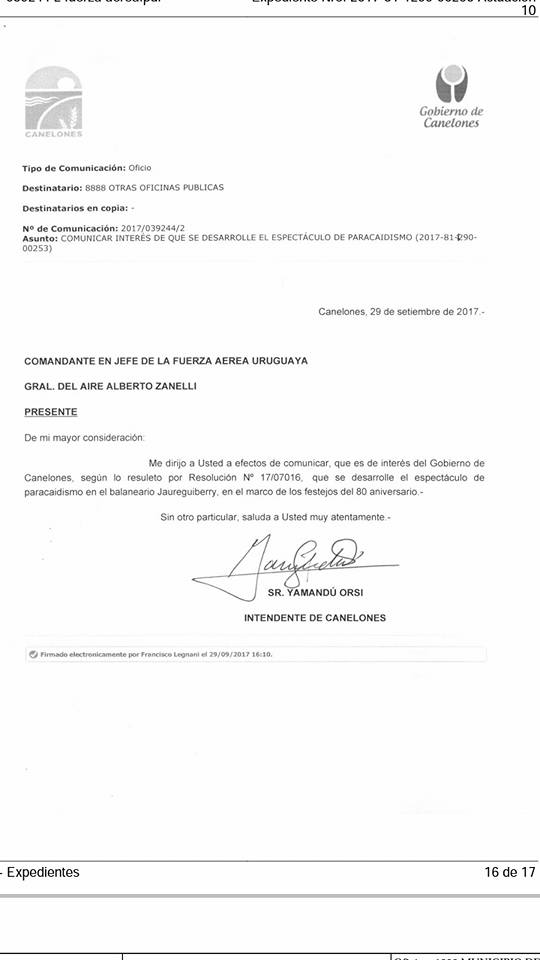 Autorización para la realización de espectáculo de paracaidismo, firmada por el Intendente de Canelones.